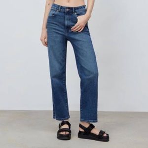 Zara High Rise Vintage Slim Jeans